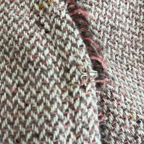 Old Navy Tweed women’s size Small Blazer Pink w/ grey, cream, taupe fabric - Picture 13 of 13